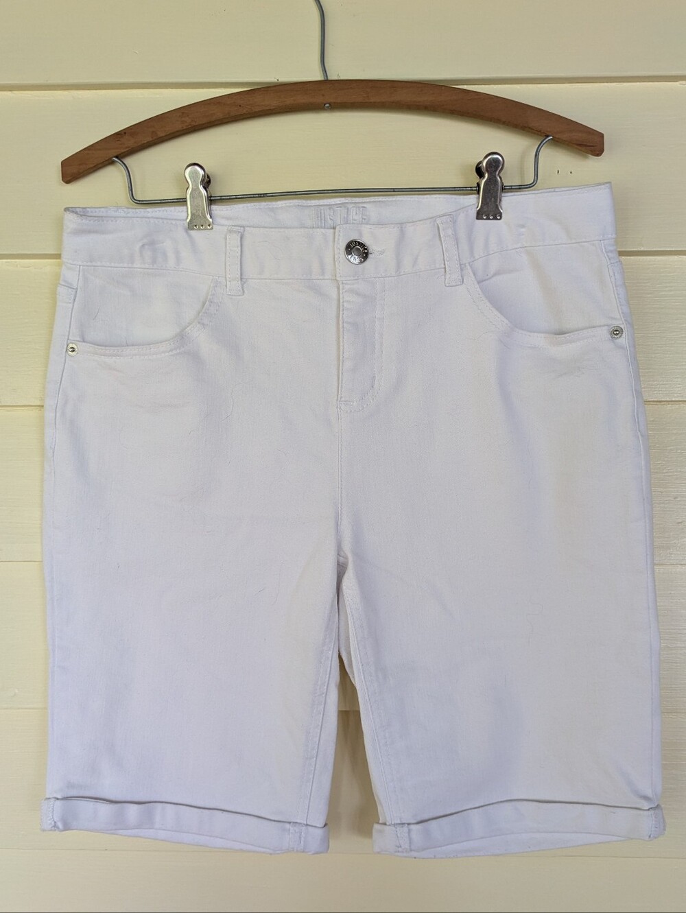 Justice White Stretch Cotton Blend Shorts Size 18 Plus
